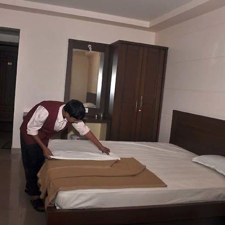 Suprabha Residency Villa Kalasa Bagian luar foto