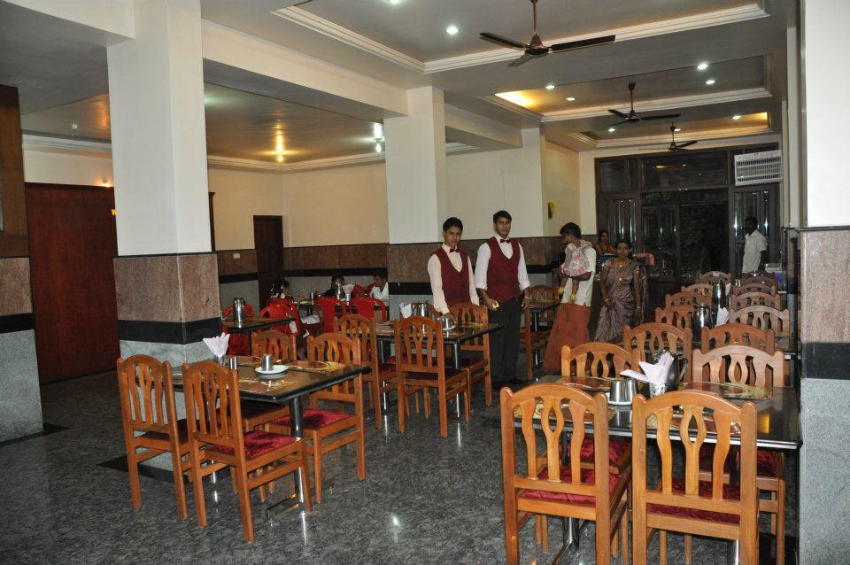 Suprabha Residency Villa Kalasa Bagian luar foto