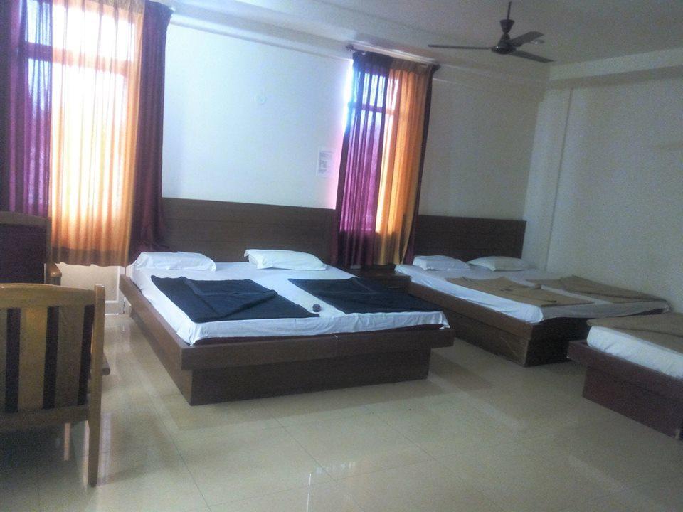 Suprabha Residency Villa Kalasa Bagian luar foto
